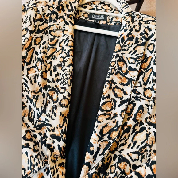 Dennis Basso Printed Twill Button Front Jacket - Leopard Print - Size S - Picture 13 of 16
